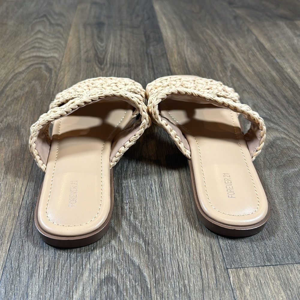 Flip Flops Sandals - Picture 4 of 7